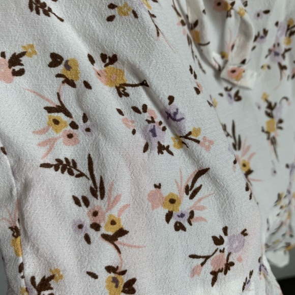 Garage Tie Front V Neck Print Floral Strap Cami - Picture 3 of 5